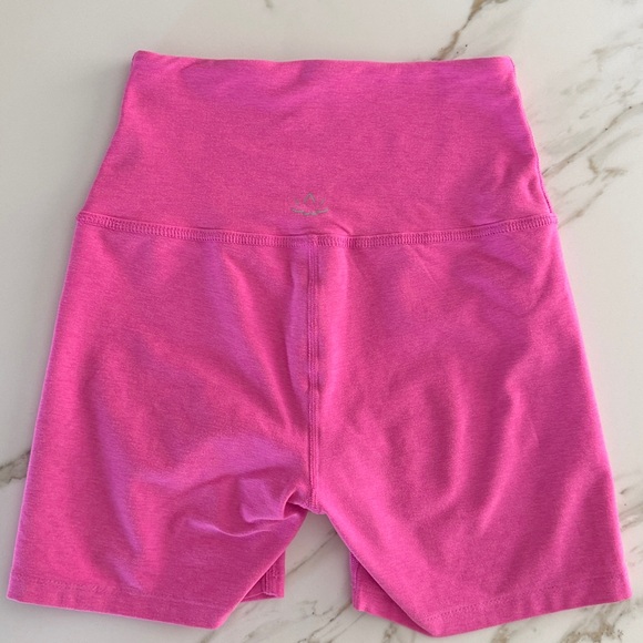 Beyond Yoga 
Spacedye Keep It Moving 5” Biker Shorts 
Pink Punch Heather
Small - Picture 2 of 6